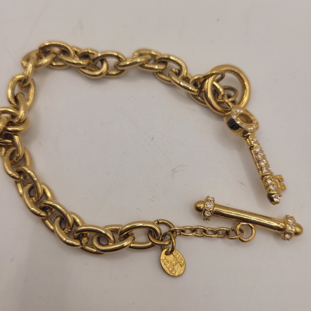 Gold Key Charm BraceletRoman Toggle Vintage Bracelet Made In Korea